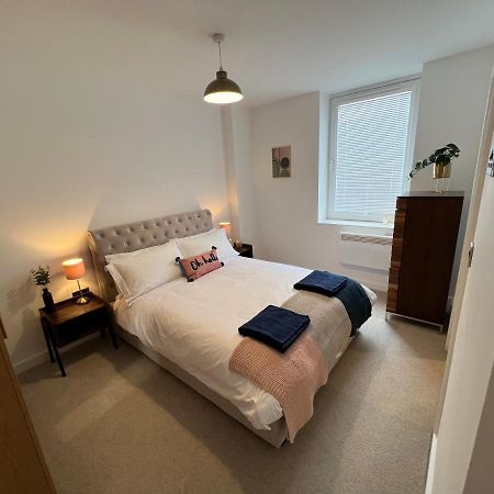 Modern 2 Bedroom Apt Sleeps 6 - Near 格洛斯特 外观 照片